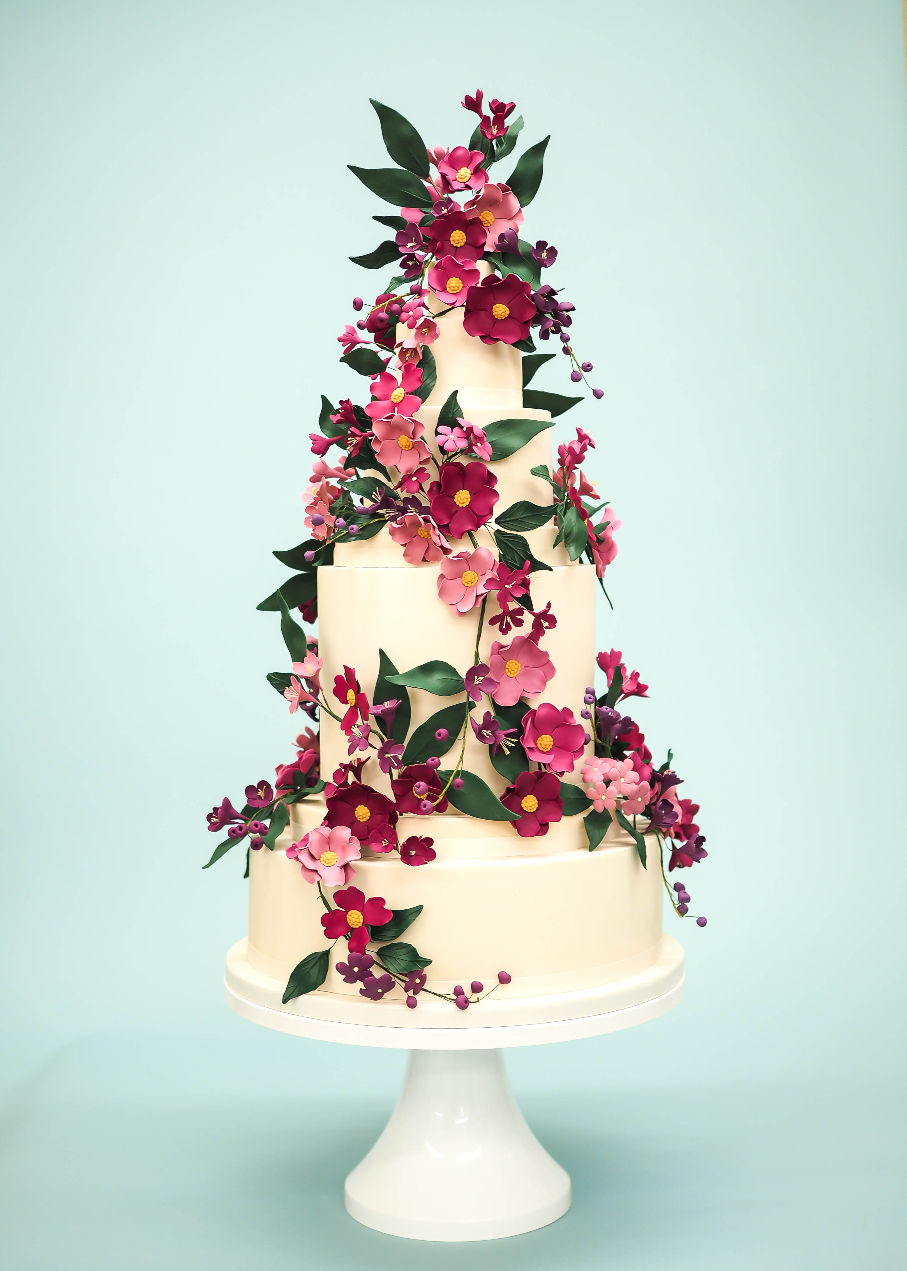 Climbing Wildflowers Marsala wedding cake